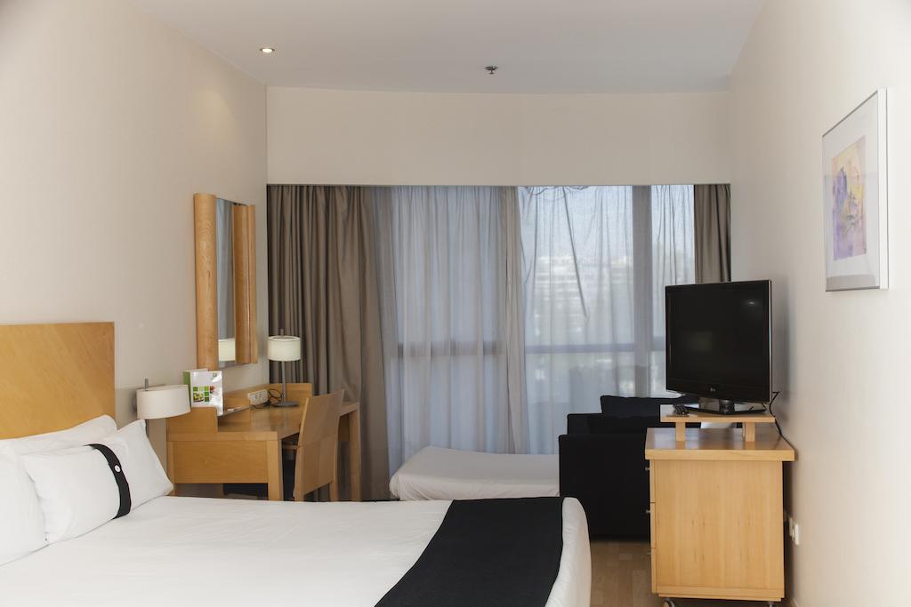 Вид Alameda Plaza 4*