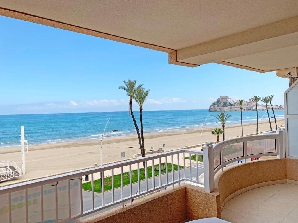 Вид Apartamentos Las Vegas 3000 3*