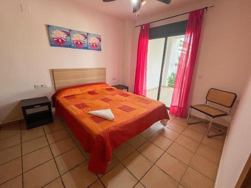 Панорама Apartamentos Font Nova 3000 2*