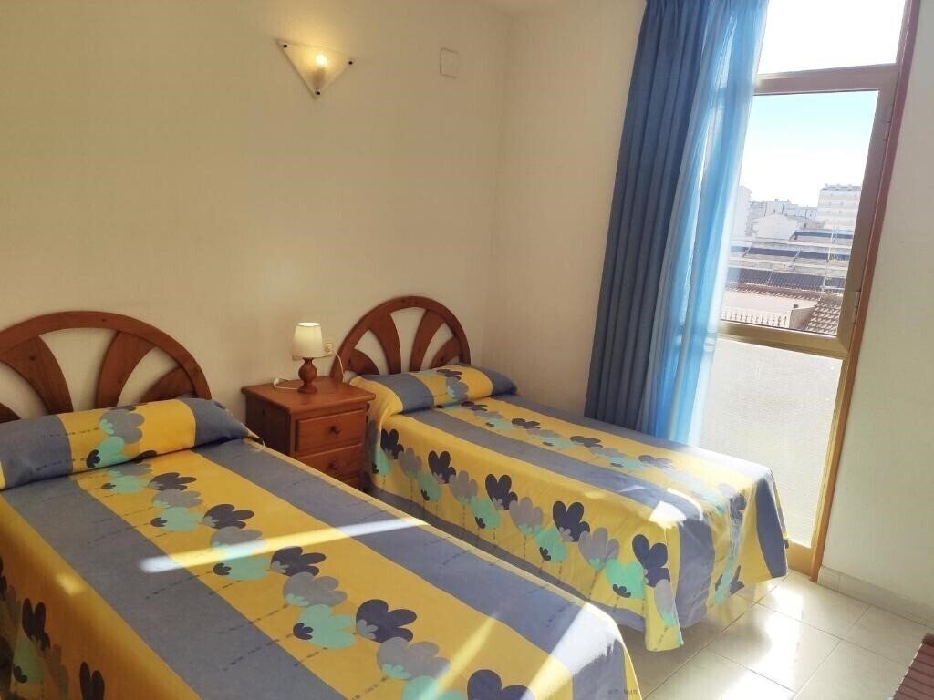 Апартаменти Apartamentos Mediterraneo 3000 Peniscola 2*