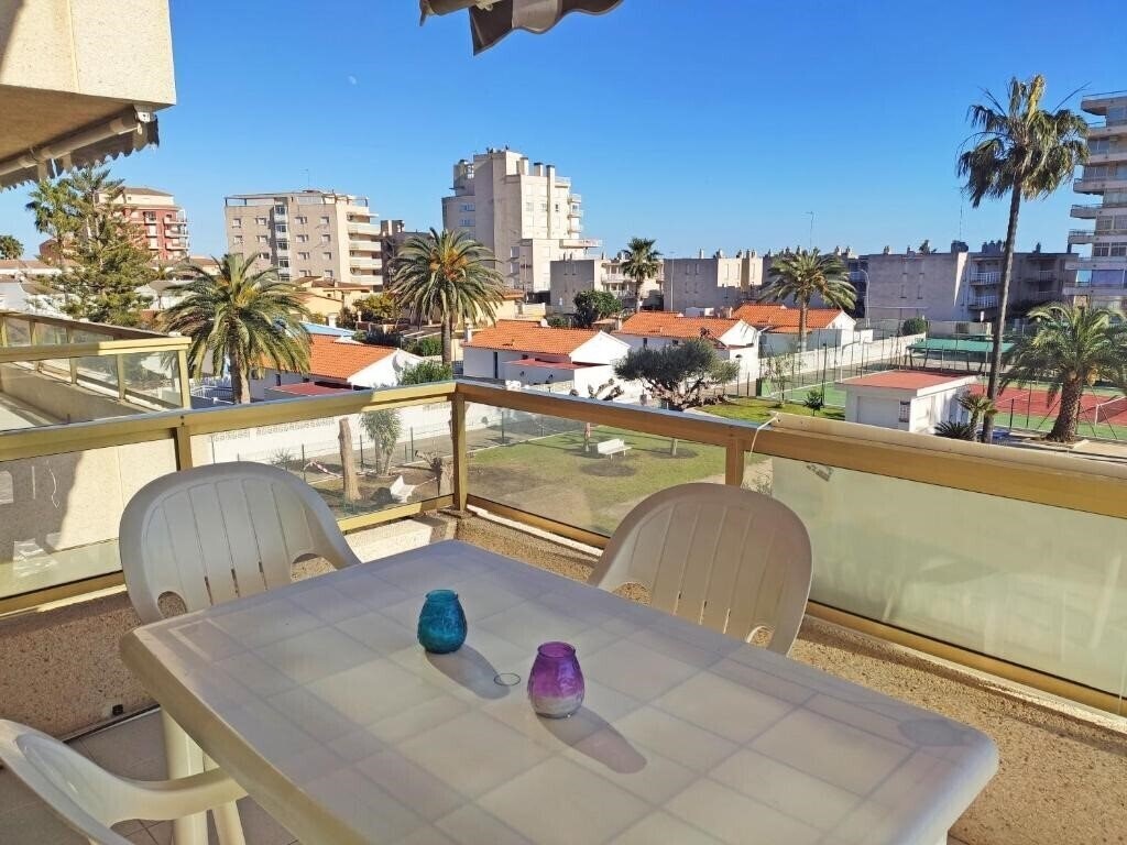 Панорама Apartamentos Mediterraneo 3000 Peniscola 2*