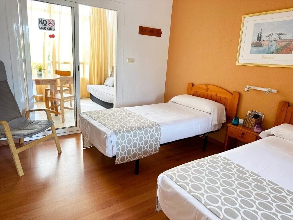 Панорама Apartamentos Sol Y Luna 3000 2*