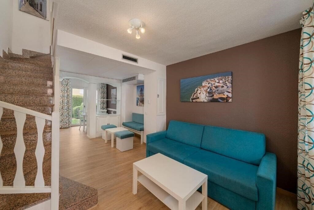 Вид Apartamentos Turisticos Jardines Del Plaza (ex. Aparthotel Jardines del Plaza) 3*