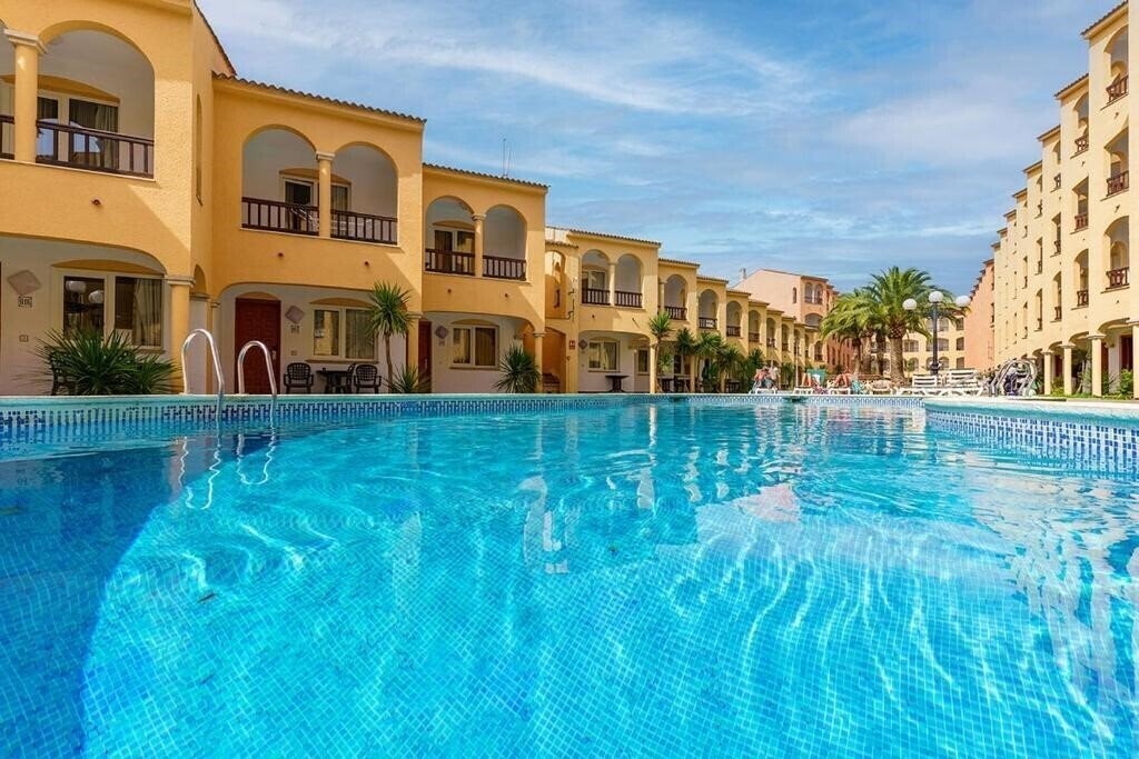 Панорама Apartamentos Turisticos Jardines Del Plaza (ex. Aparthotel Jardines del Plaza) 3*