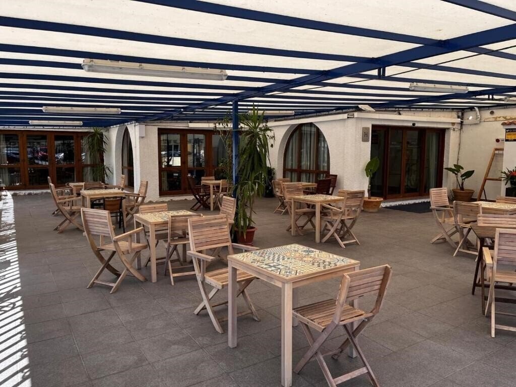 Фотографія Blason Junior 2*