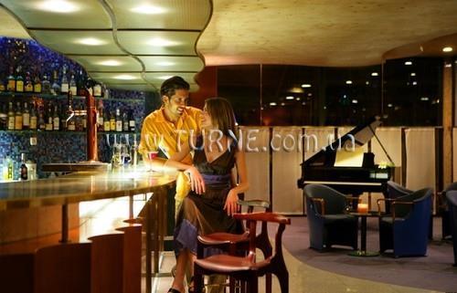 Готель Carlemany 4*