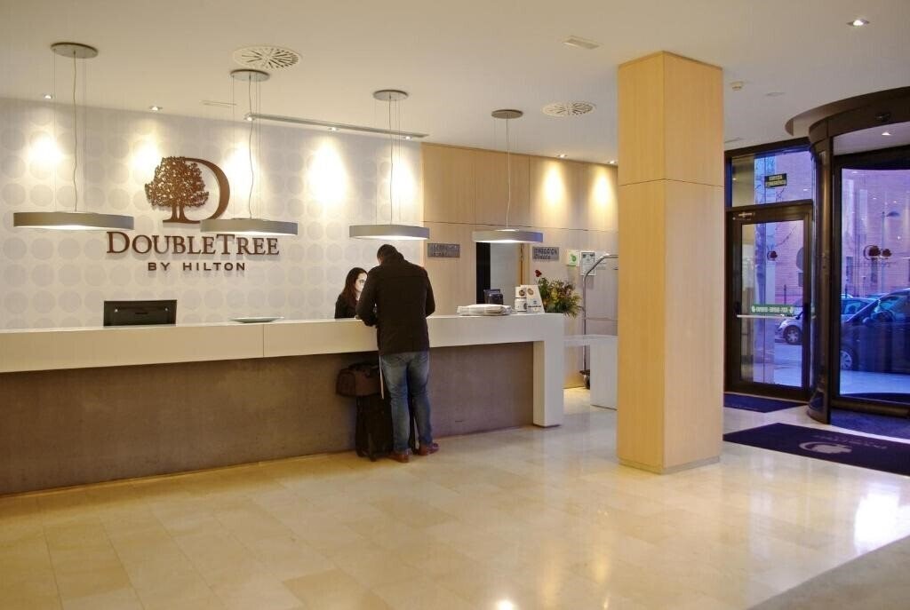 Панорама Doubletree By Hilton Girona 4*