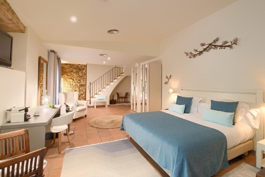 Вид El Convent De Begur 4*