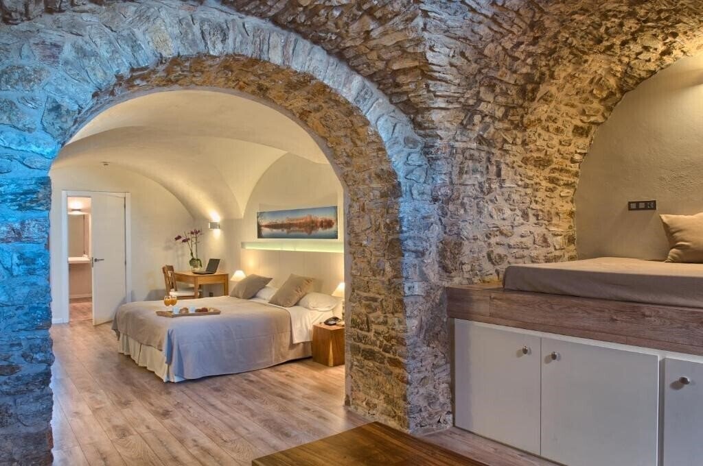 Територія El Petit Convent 3*