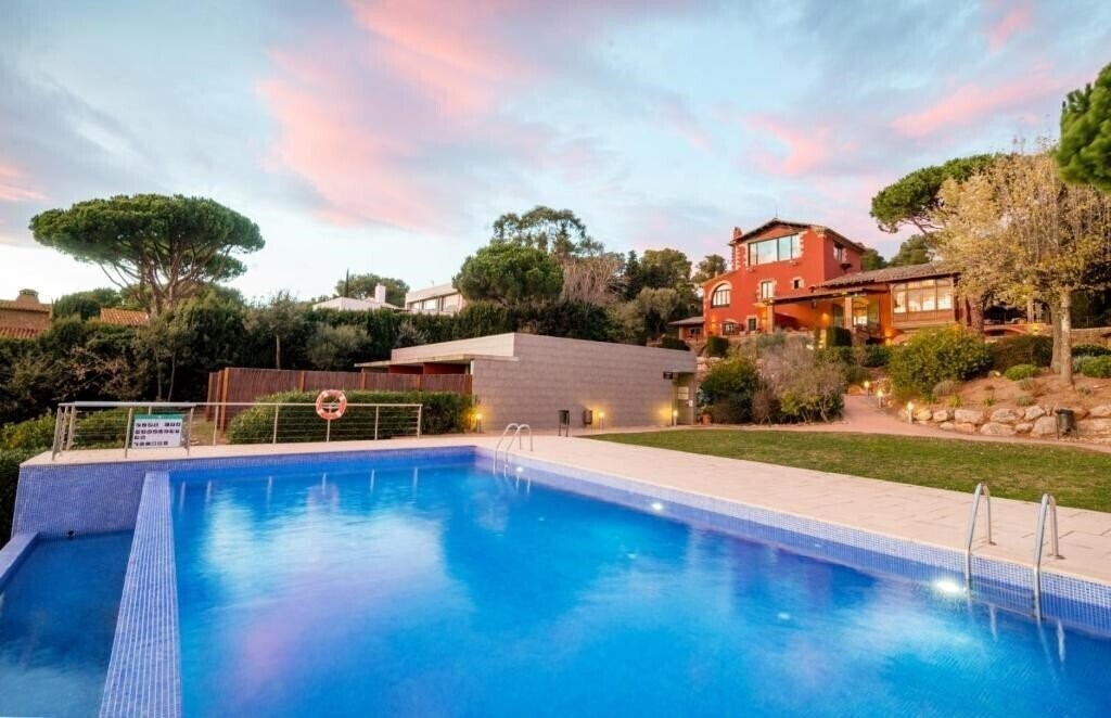 Картинка Mas Ses Vinyes 4*