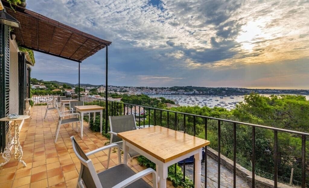 Готель Rec De Palau 3*