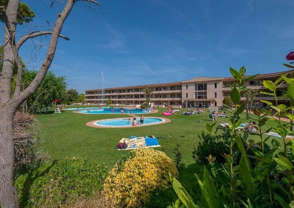 Отель Aparthotel & Village Golf Beach (ex. Aparthotel Golf Beach) 3*