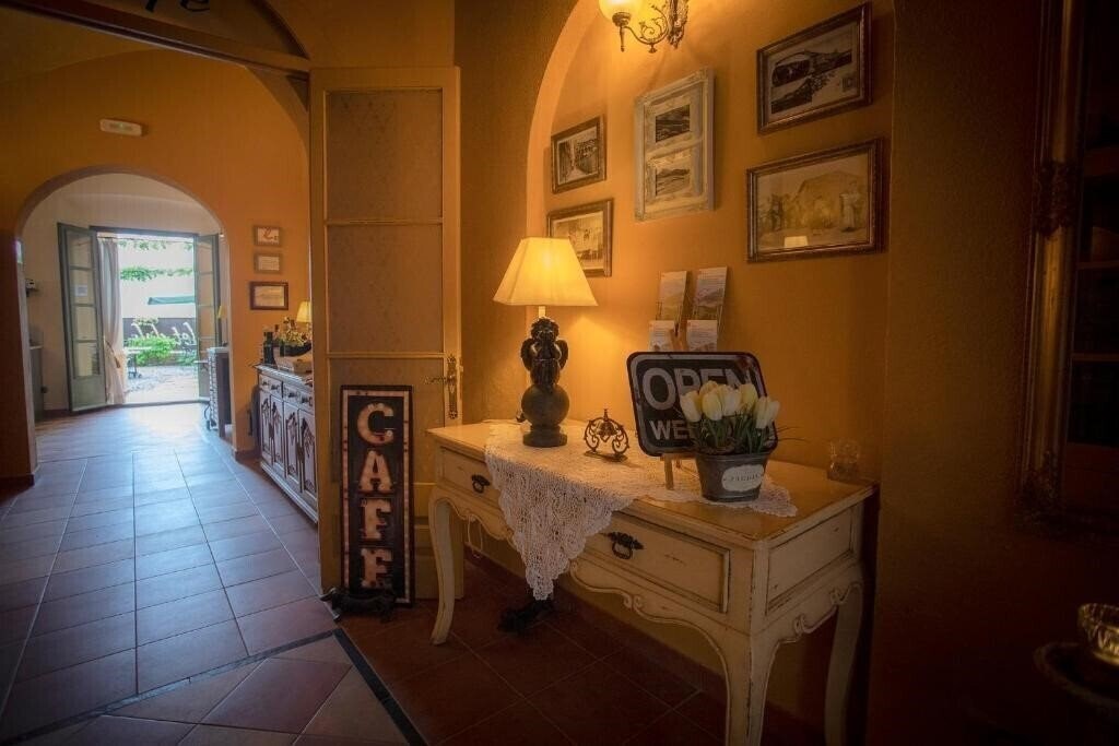 Территория Hostalet Dels Indians 2*