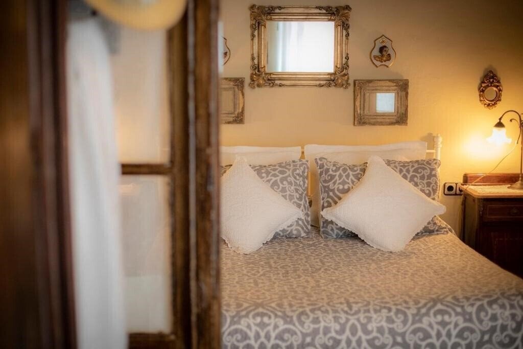 Фото Hostalet Dels Indians 2*