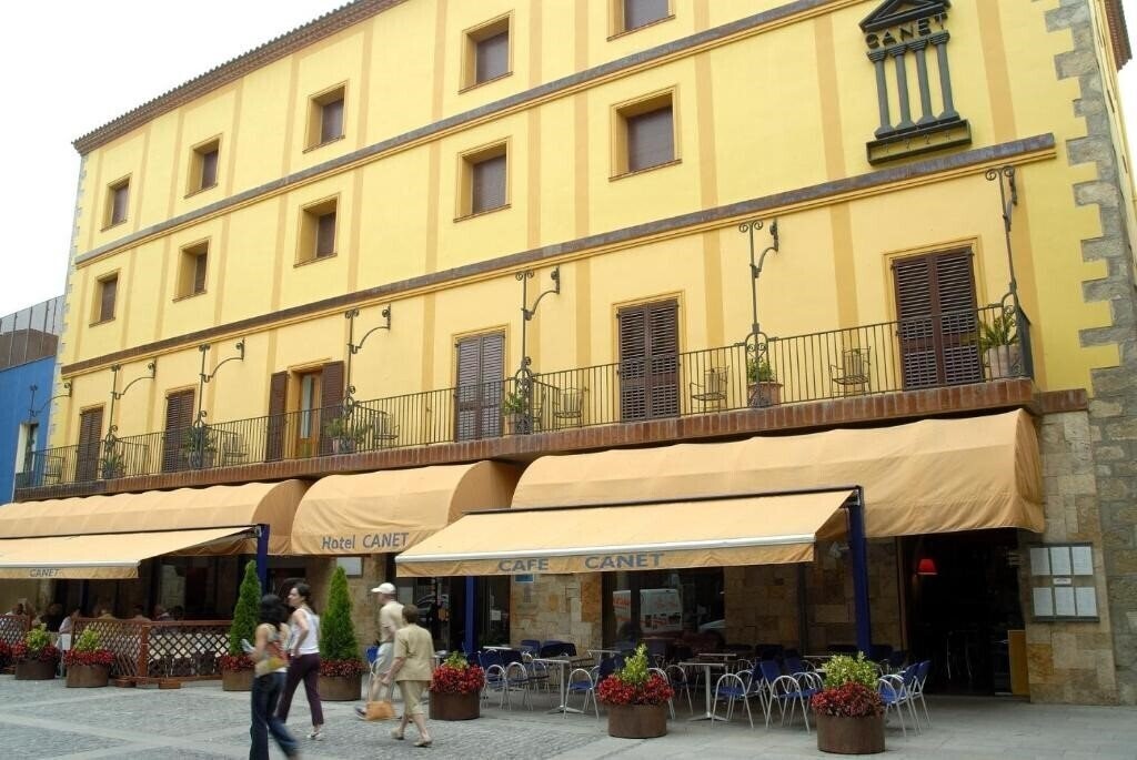 Территория Canet 2*