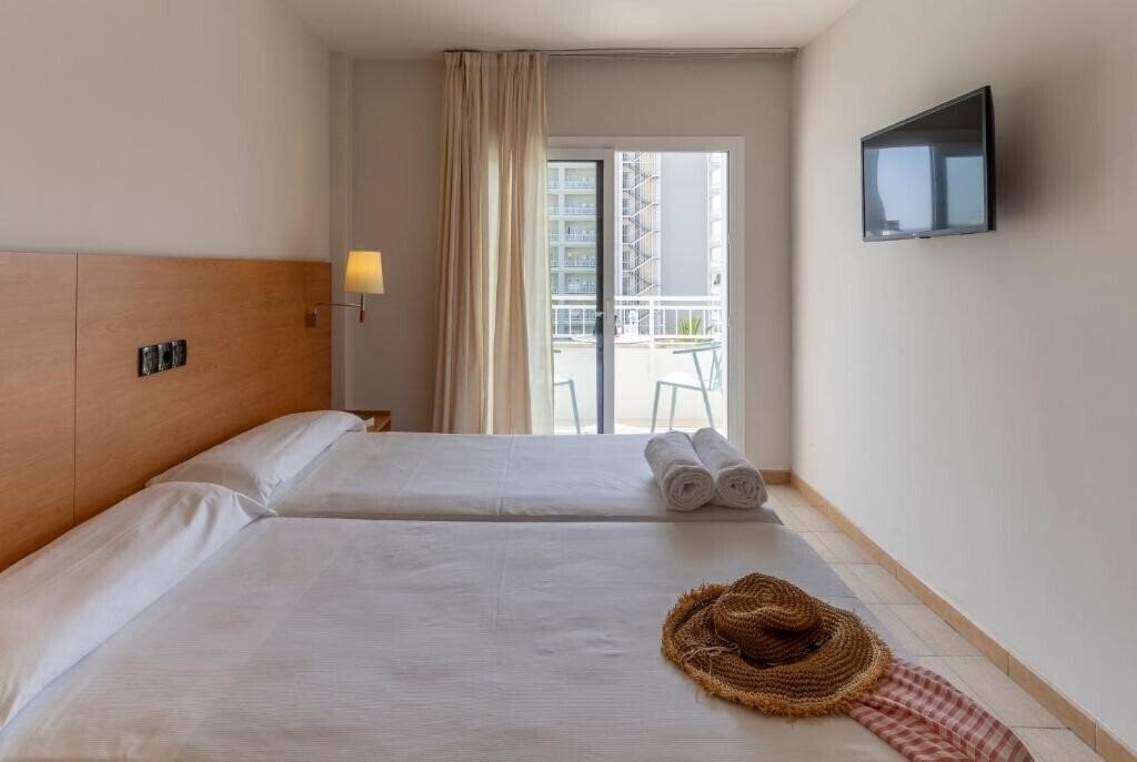 Апартаменты Bay 2*