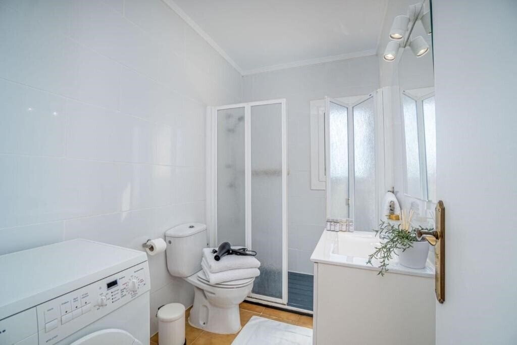 Фотографія Roses House Beach 3*