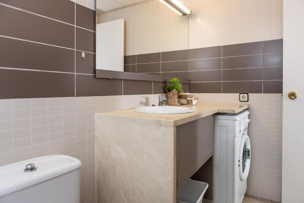 Апартаменти Rv Hotels Tropic Apart 3*