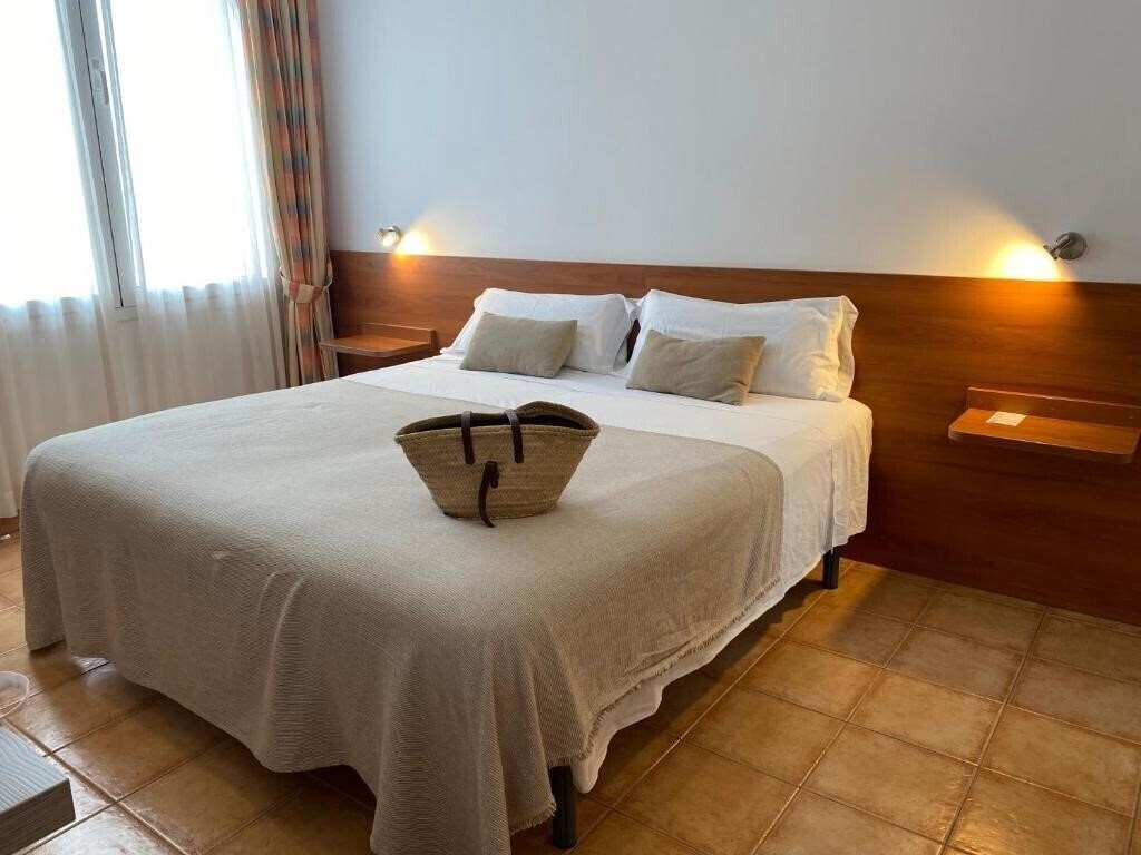 Вид Hostal Vehi 3*