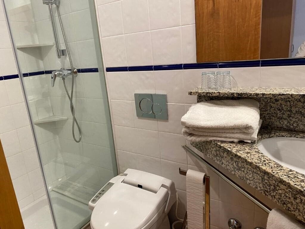 Апартаменты Hostal Vehi 3*