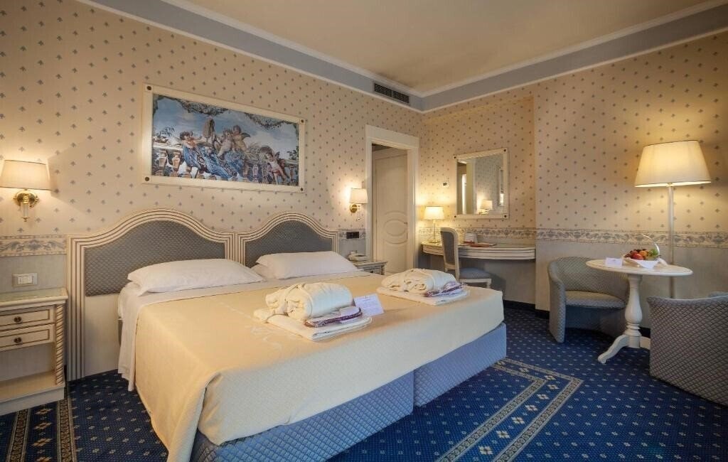 Територія Hotel Terme Bristol Buja 5*