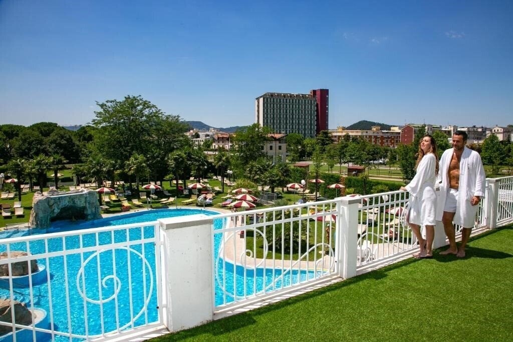 Апартаменти All Alba Terme 4*