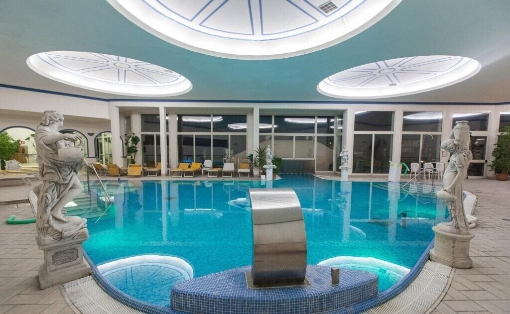 Апартаменти Terme Helvetia 4*