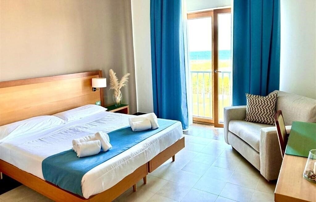 Апартаменти Scoglio Degli Achei 4*