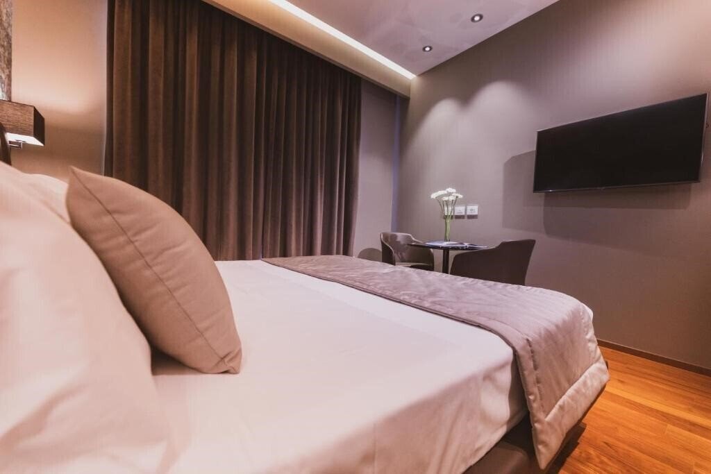 Апартаменти Callistos Hotel & Spa 4*