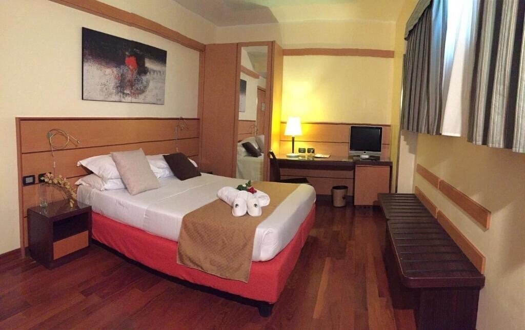 Готель Best Western Hotel Dei Cavalieri 4*