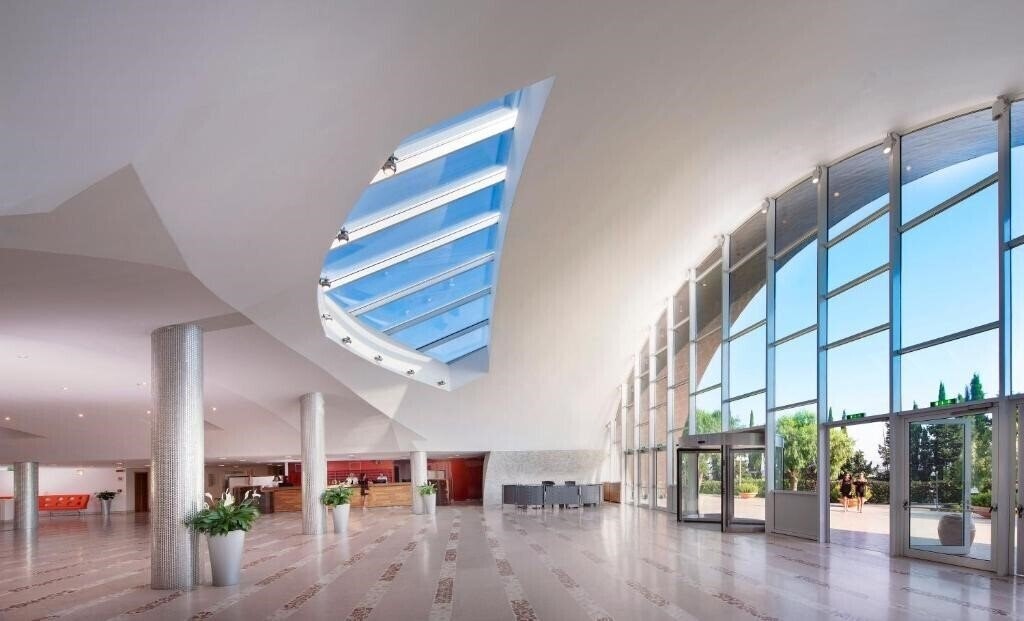 Панорама Calane Village 4*