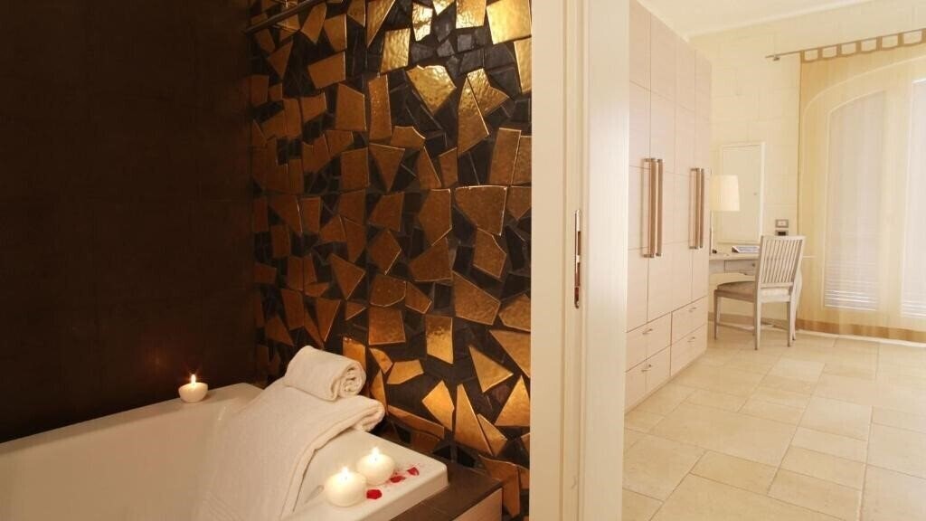 Фотографія Hotel Tenuta Monacelle 4*