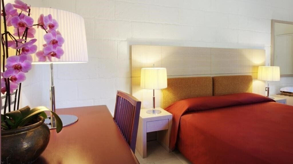 Панорама Hotel Tenuta Monacelle 4*