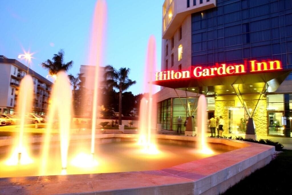 Територія Hilton Garden Inn Lecce 4*