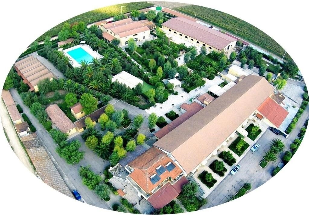Готель Tenuta San Francesco 4*