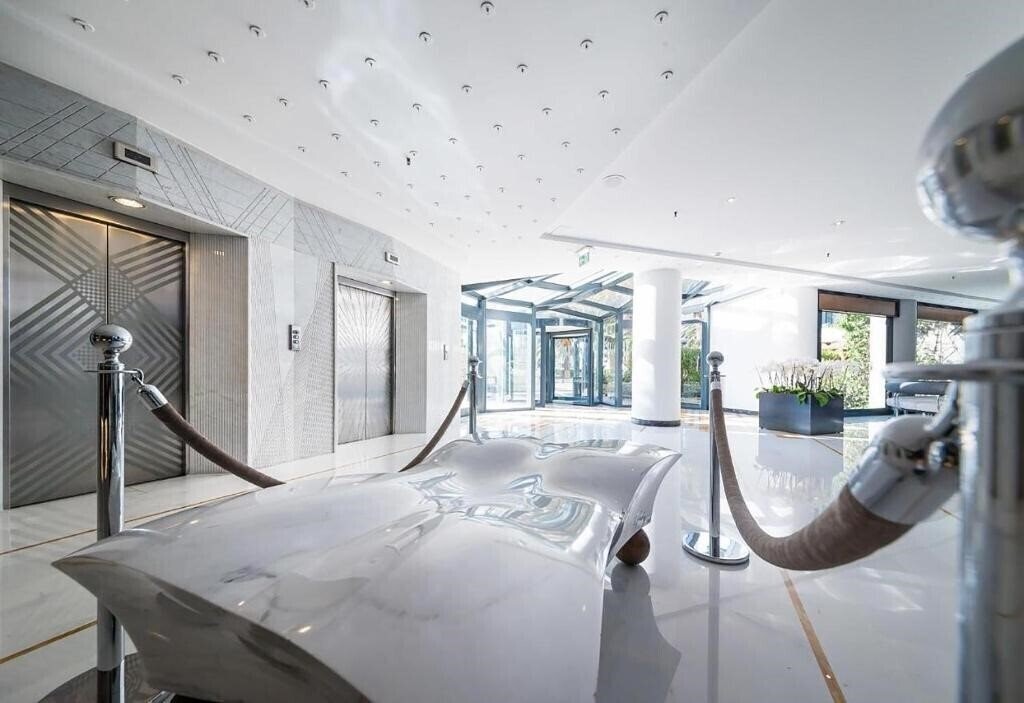 Апартаменти The Nicolaus Hotel Bari 4*