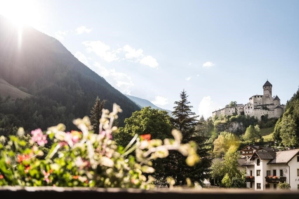 Апартаменти Heini 3*
