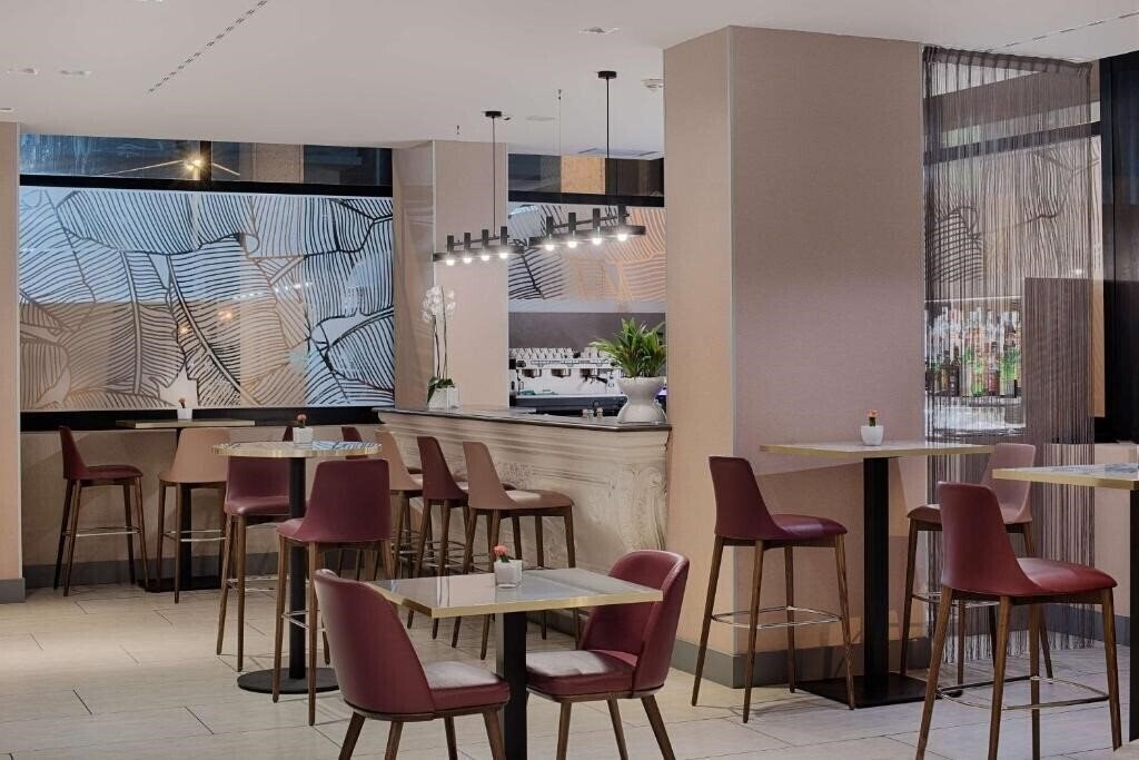 Вид Nh Bologna De La Gare 4*