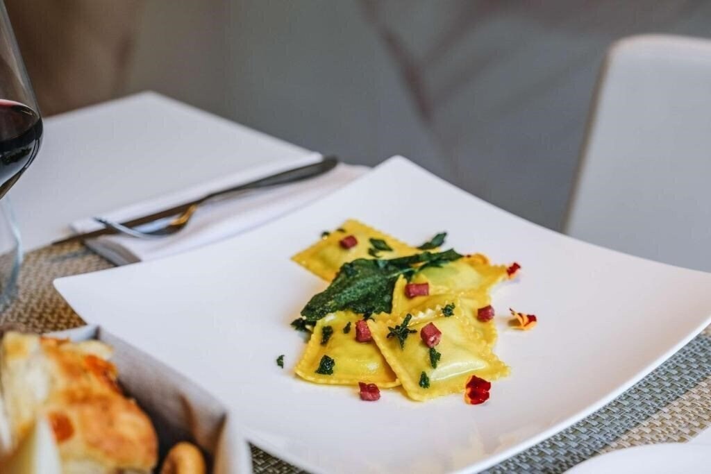 Картинка B4 Bologna Tower 4*