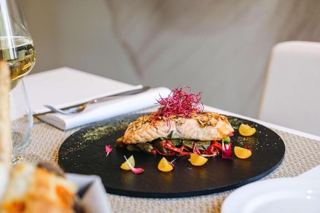 Територія B4 Bologna Tower 4*