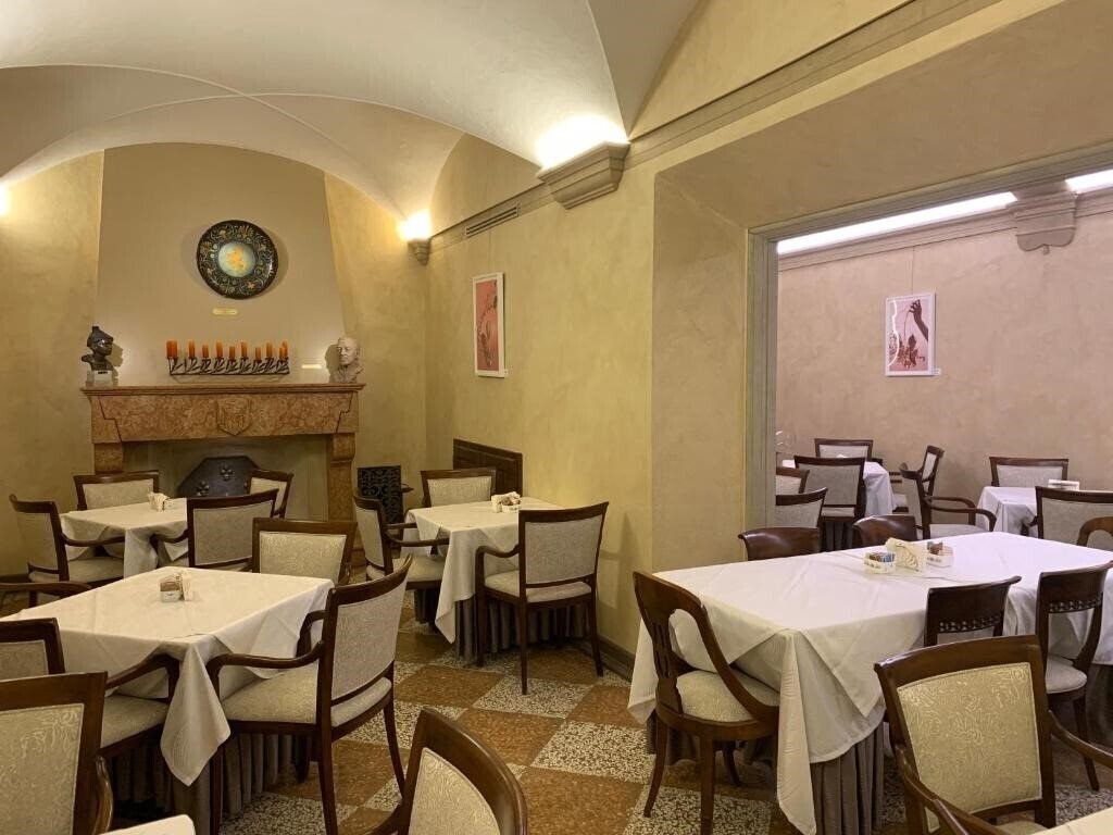 Територія Art Hotel Commercianti 4*