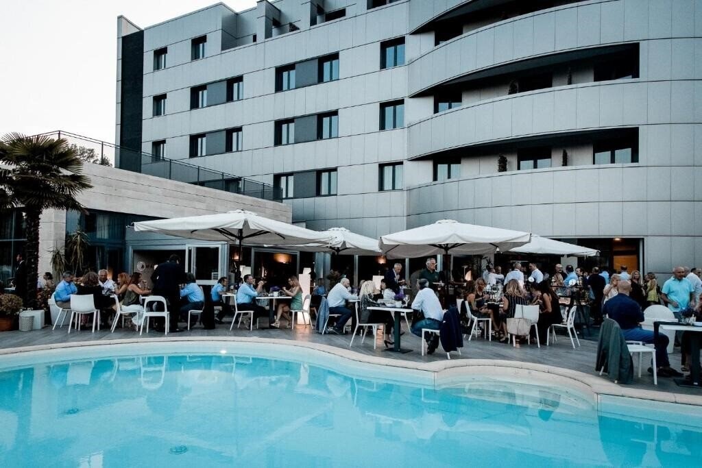 Панорама Amati Design 4*