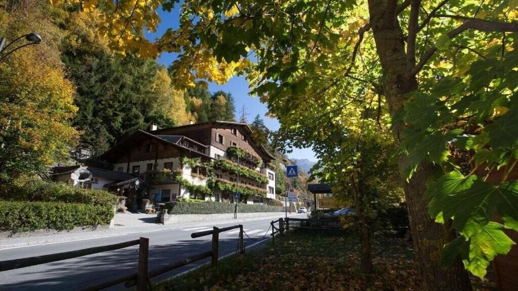 Панорама Daniela 2*