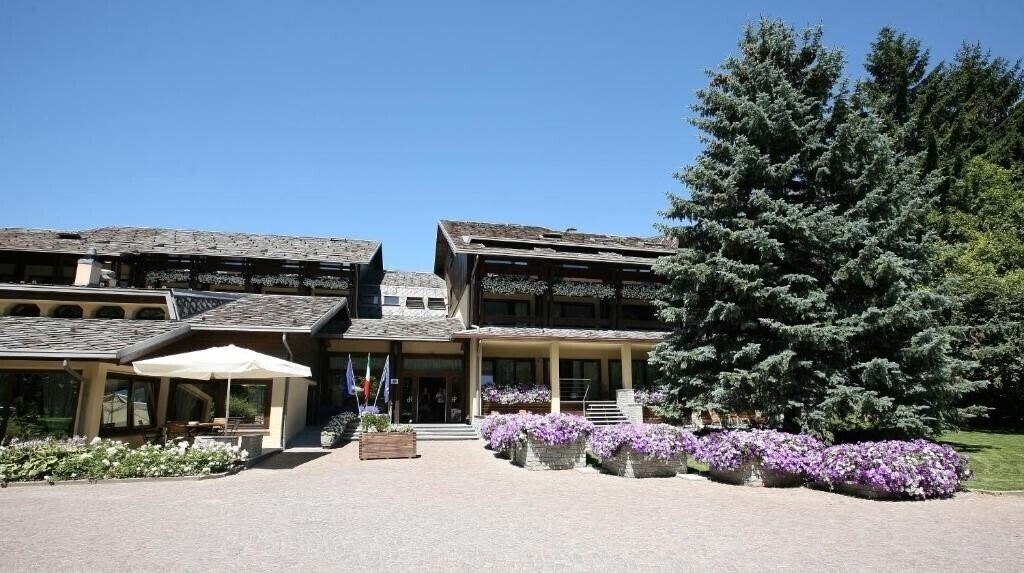 Готель Palace Hotel Bormio Wellness & Beauty 4*