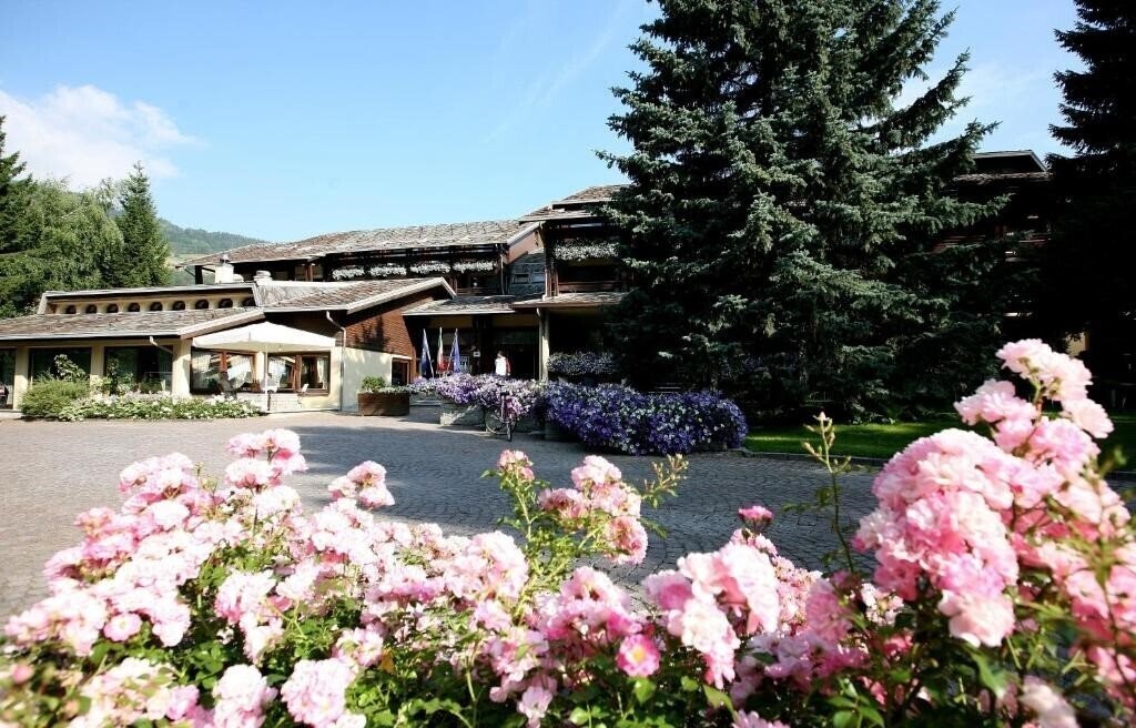 Панорама Palace Hotel Bormio Wellness & Beauty 4*