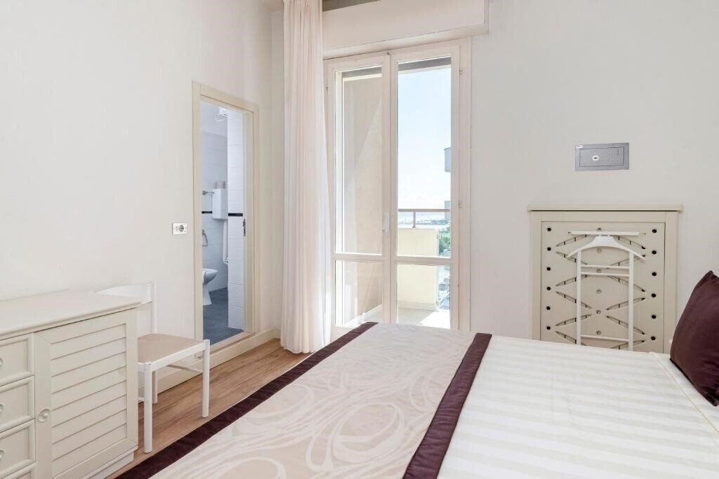 Территория Hotel Diplomatic 3*