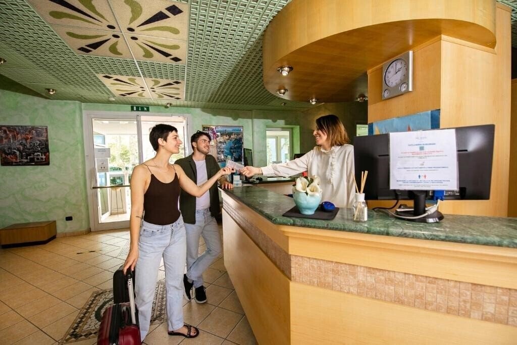 Зображення New Bristol Sport & Domus Mea 3*