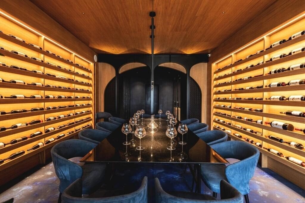 Территория Eden Roc Suites Hotel 4*