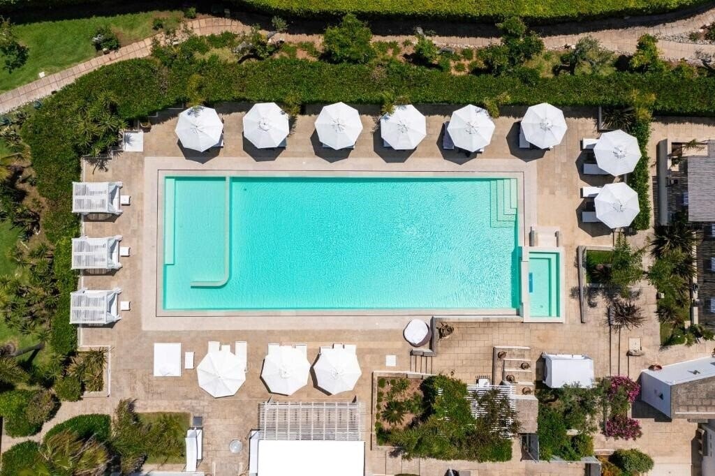 Территория Tenuta Centoporte Resort Hotel 4*