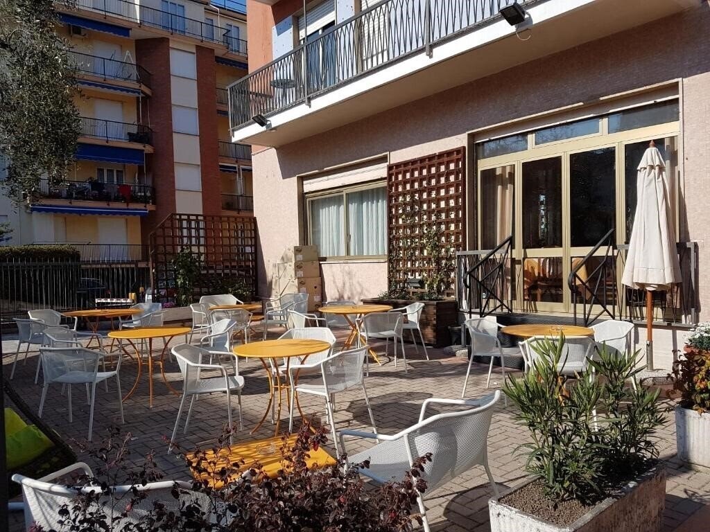 Апартаменти Kristall 3*